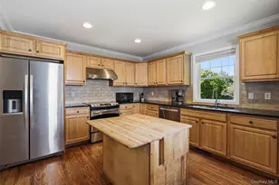 24 Bedford Ave, Bedford Hills, NY 10507 - Photo 6
