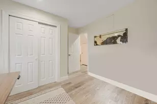 677 S 9th St, Lindenhurst, NY 11757 - Photo 20