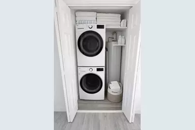 677 S 9th Street, Lindenhurst, NY 11757 - Photo 36