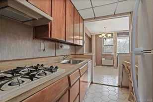 151-31 88th St, Howard Beach, NY 11414 - Photo 12