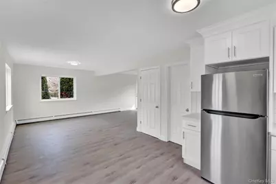 7 Roan Lane, Riverhead, NY 11901 - Photo 10