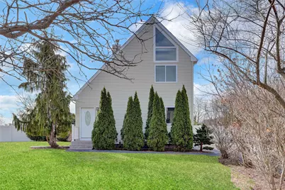 7 Roan Lane, Riverhead, NY 11901 - Photo 1