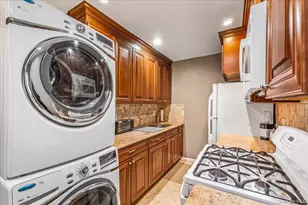 15-49 160th St, Whitestone, NY 11357 - Photo 6