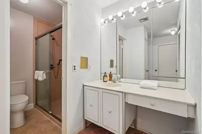207 Martling Avenue, Tarrytown, NY 10591 - Photo 20