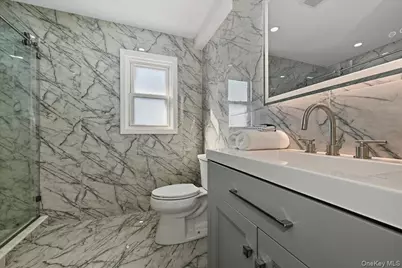 1050 Hastings Street, Baldwin, NY 11510 - Photo 30