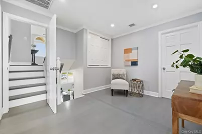 1050 Hastings Street, Baldwin, NY 11510 - Photo 32