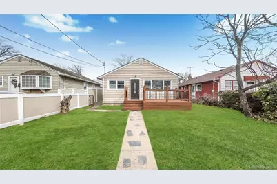 27 Sewell Street, Hempstead, NY 11550 - Photo 6