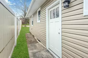 27 Sewell St, Hempstead, NY 11550 - Photo 44