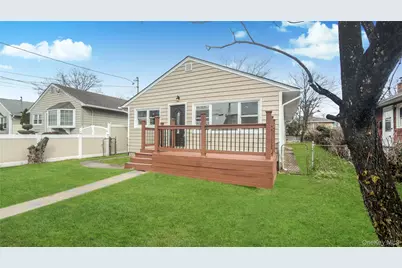 27 Sewell Street, Hempstead, NY 11550 - Photo 10