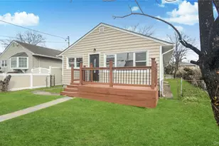 27 Sewell St, Hempstead, NY 11550 - Photo 10