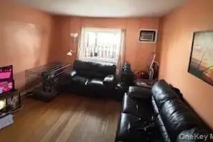 88-03 Shore Pkwy, Howard Beach, NY 11414 - Photo 16