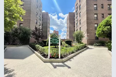 43-40 Union Street #2D, Flushing, NY 11355 - Photo 2