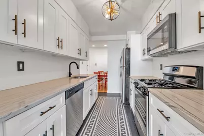 25 W Broadway #207, Long Beach, NY 11561 - Photo 4