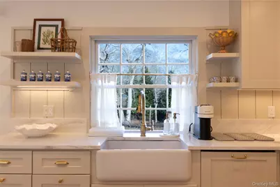 98 South Road, Westhampton, NY 11977 - Photo 14