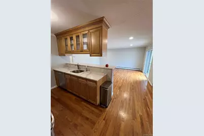 77 Richmond Boulevard #4A, Ronkonkoma, NY 11779 - Photo 4