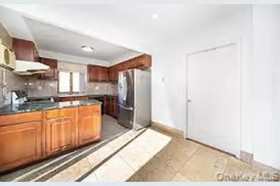 4231 Colden Street #F7B, Flushing, NY 11355 - Photo 18