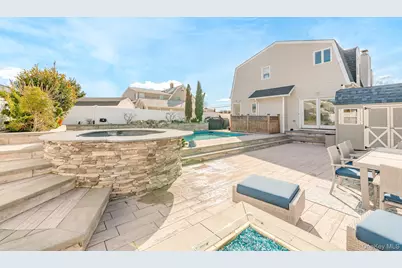 2431 Riverside Drive, Wantagh, NY 11793 - Photo 4