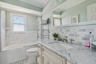 61 Arleigh Rd, Great Neck, NY 11021 - Photo 14