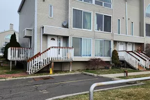 5 Landing Wy, Bronx, NY 10464 - Photo 6