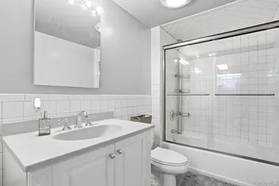 185 Fenimore Road, New Rochelle, NY 10804 - Photo 28