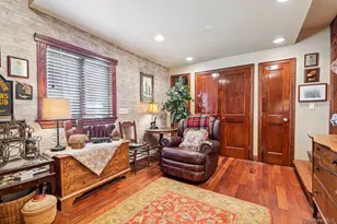 2002 Murray Pl, Merrick, NY 11566 - Photo 20