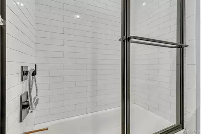 156 W Broadway #3, Port Jefferson, NY 11777 - Photo 20