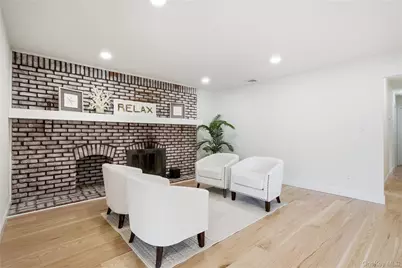 168 Bayview Drive, Oakdale, NY 11769 - Photo 18