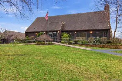 54 Southgate Circle, Massapequa Park, NY 11762 - Photo 32