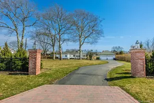 67 Lake Ave, Center Moriches, NY 11934 - Photo 2