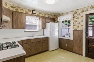 126 Grant St, Centerport, NY 11721 - Photo 12