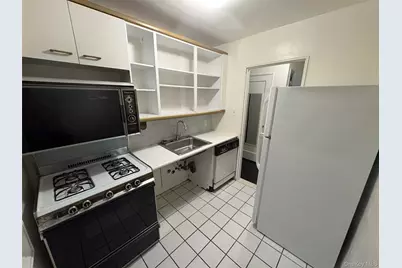 14018 Burden Crescent #410, Jamaica, NY 11435 - Photo 10