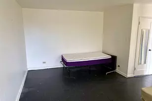 140-18 Burden Crescent, Jamaica, NY 11435 - Photo 4