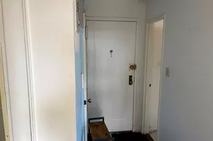 140-18 Burden Crescent, Jamaica, NY 11435 - Photo 6