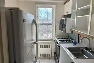 140-18 Burden Crescent, Jamaica, NY 11435 - Photo 6