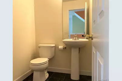 4806 Ridgecrest Drive, Wappingers Falls, NY 12590 - Photo 14