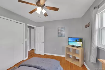 10 Renfrewshire Drive, Middletown, NY 10941 - Photo 12