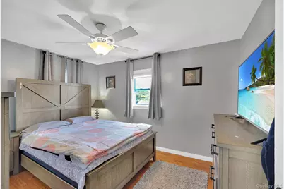 10 Renfrewshire Drive, Middletown, NY 10941 - Photo 8