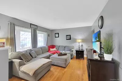 10 Renfrewshire Drive, Middletown, NY 10941 - Photo 6