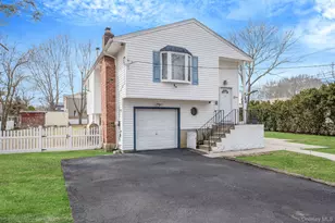 83 Revilo Ave, Shirley, NY 11967 - Photo 2