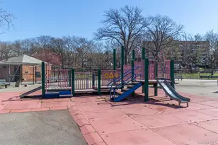 15-31 144th St, Whitestone, NY 11357 - Photo 38