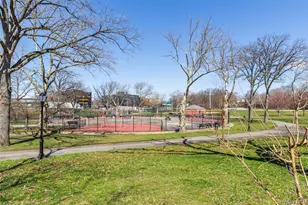 15-31 144th St, Whitestone, NY 11357 - Photo 30