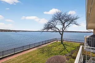 1 Toms Point Ln, Port Washington, NY 11050 - Photo 2