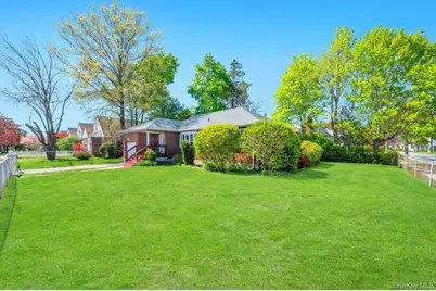 245 Lawson Street, Hempstead, NY 11550 - Photo 6