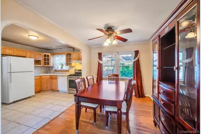 245 Lawson Street, Hempstead, NY 11550 - Photo 16