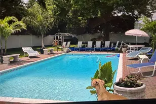 12 Parkdale Dr, Farmingdale, NY 11735 - Photo 22