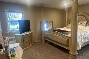 12 Parkdale Dr, Farmingdale, NY 11735 - Photo 10