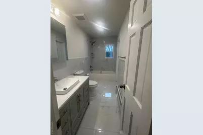 12 Parkdale Drive, Farmingdale, NY 11735 - Photo 14