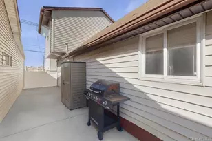 D132 Edgewater, Bronx, NY 10465 - Photo 12