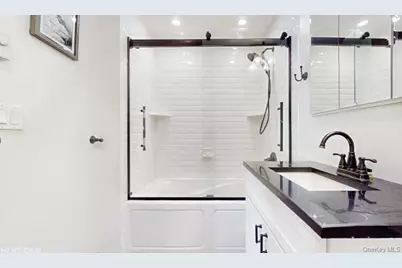 D132 Edgewater #D, Bronx, NY 10465 - Photo 8