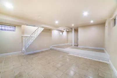 119-23 177th Place, Saint Albans, NY 11434 - Photo 16